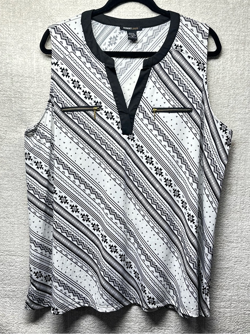Robert Louis Geometric Striped V-Neck Sleeveless Blouse Tank Top Black White 2X